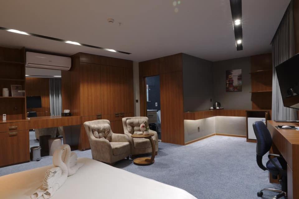 ארביל Gratus Hotel מראה חיצוני תמונה